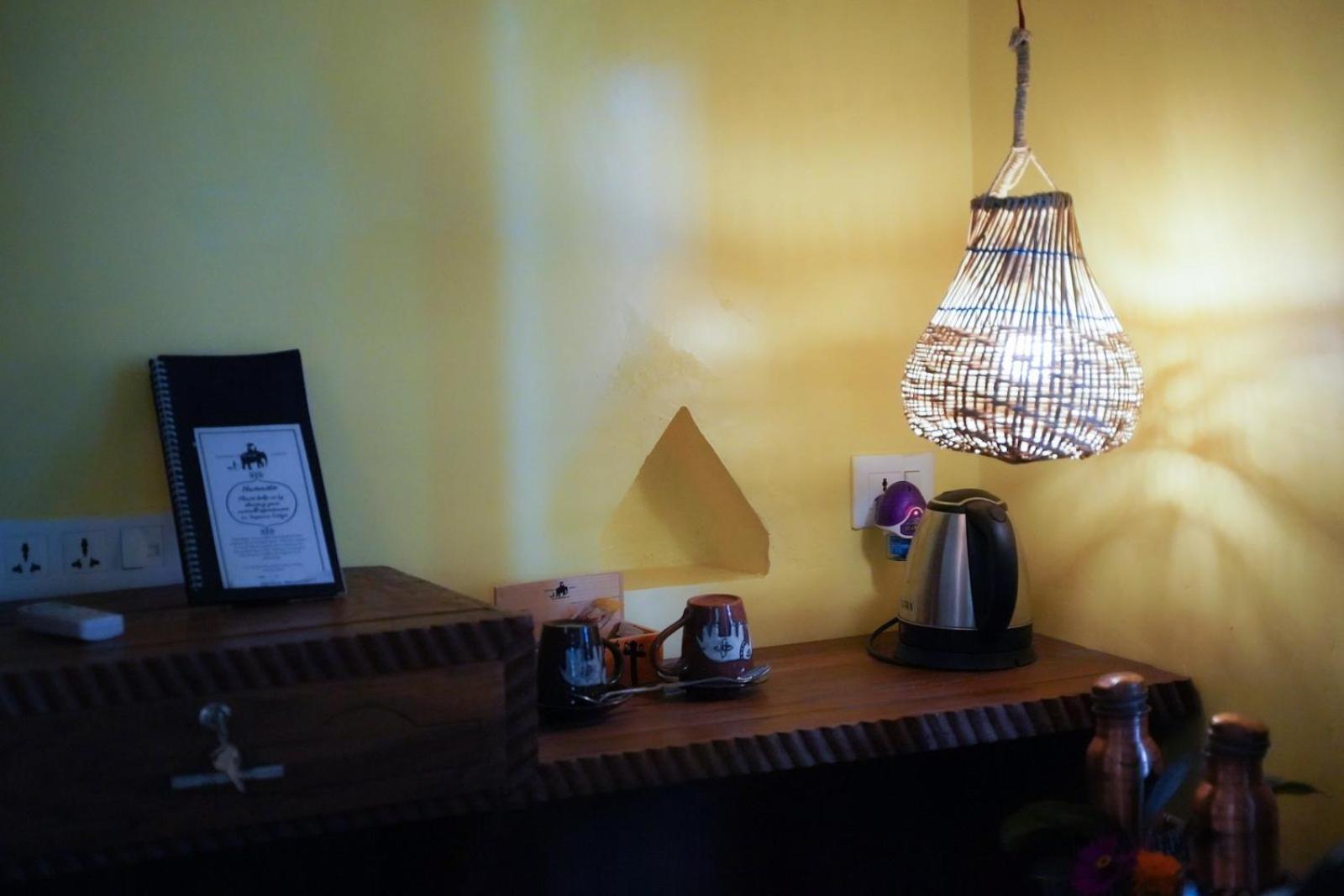Sapana Village Lodge Sauraha Zewnętrze zdjęcie